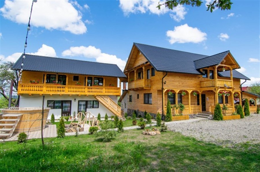 Casa Maramureșeană Larisa