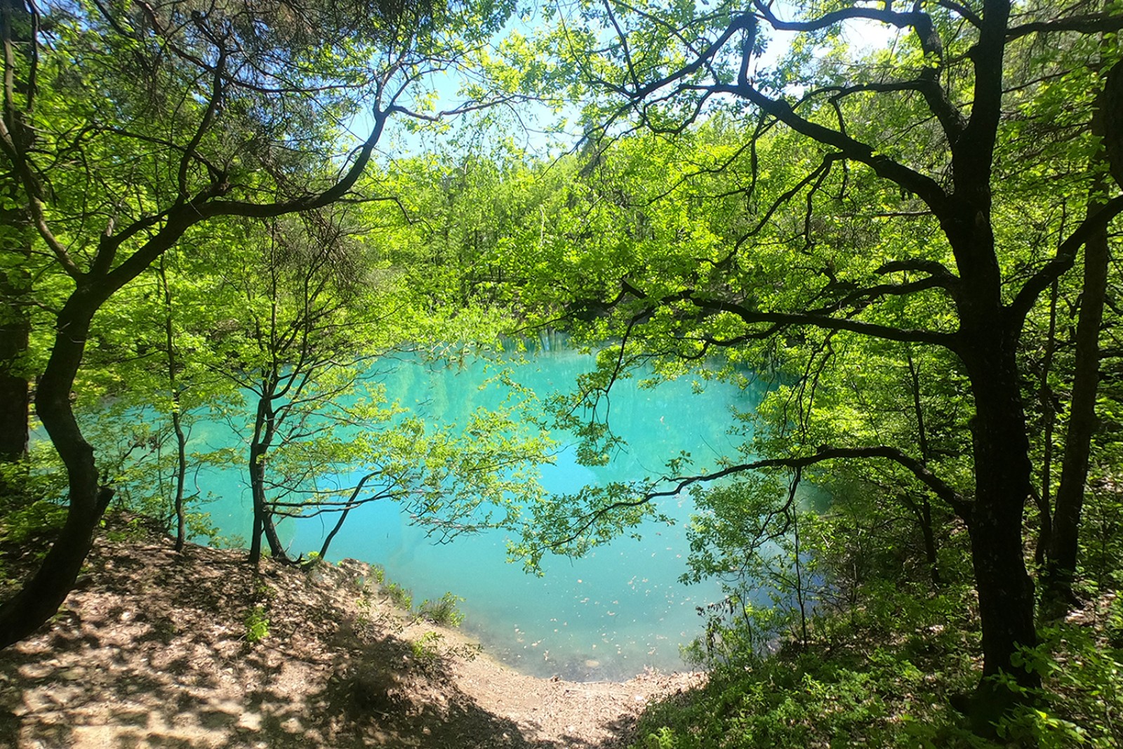 Lacul Albastru