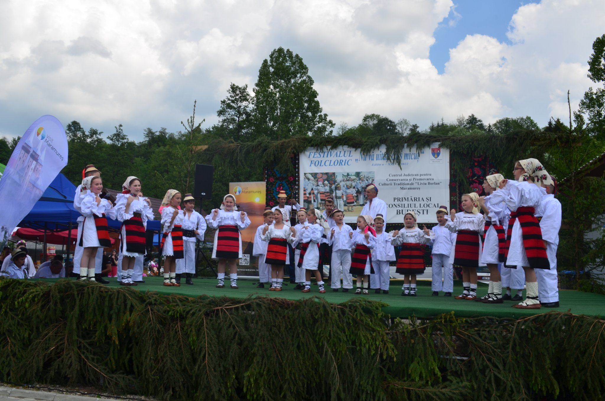 „Nu vă uitați că-s micuț” Festival